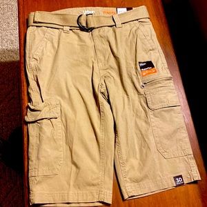 Men’s Khaki Cargo shorts size 30. New with tags